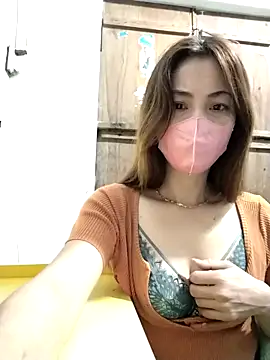 Snapshot of Baby-ladysweet20 chatting on September 28, 9:42 pm Baby-ladysweet20 online show from September 28, 9:42 pm