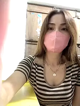 Snapshot of Baby-ladysweet20 chatting on September 29, 10:31 am Baby-ladysweet20 online show from September 29, 10:31 am