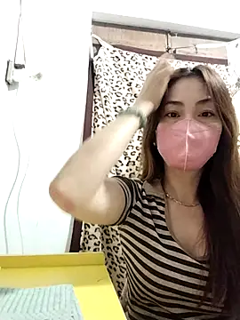 Snapshot of Baby-ladysweet20 chatting on October 17, 8:55 pm Baby-ladysweet20 online show from October 17, 8:55 pm