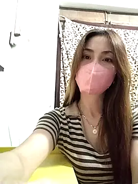 Snapshot of Baby-ladysweet20 chatting on October 21, 11:33 am Baby-ladysweet20 online show from October 21, 11:33 am