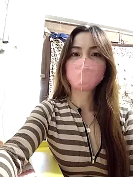 Snapshot of Baby-ladysweet20 chatting on December 15, 1:10 am Baby-ladysweet20 online show from December 15, 1:10 am