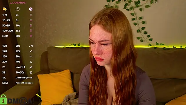 Roxy Sunnny online show from November 13, 9:30 am