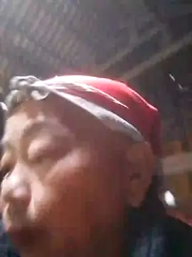 Snapshot of VangLe73 chatting on November 6, 4:35 am VangLe73 online show from November 6, 4:35 am