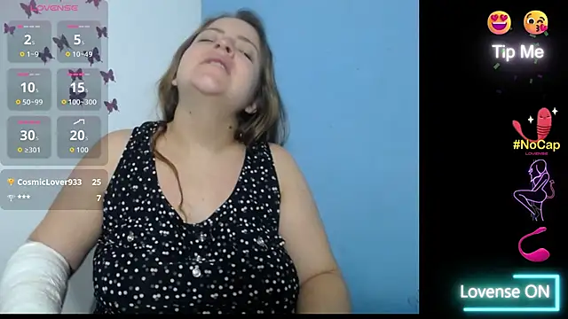 Snapshot of Pregnant_Kloe chatting on October 11, 12:15 pm Pregnant Kloe online show from October 11, 12:15 pm