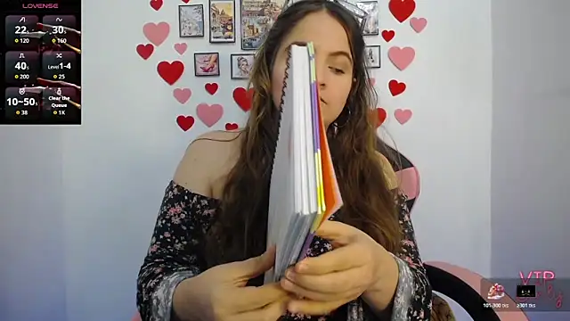 Snapshot of Pregnant_Kloe chatting on May 11, 3:18 pm Pregnant Kloe online show from May 11, 3:18 pm
