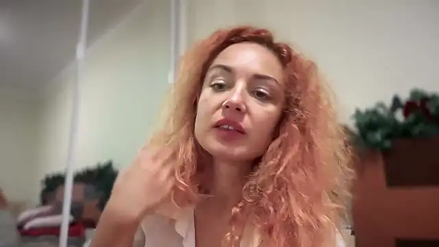 Reddgiirl online show from November 28, 10:40 am