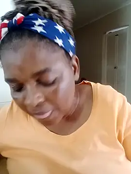 Snapshot of Love-Racheal75 chatting on November 28, 3:25 pm Love-Racheal75 online show from November 28, 3:25 pm