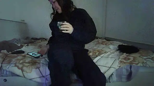 sakuradelreina online show from March 5, 7:37 am