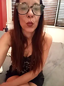 Esmeralda passion online show from October 21, 11:33 am