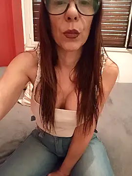 Esmeralda passion online show from October 27, 9:46 am