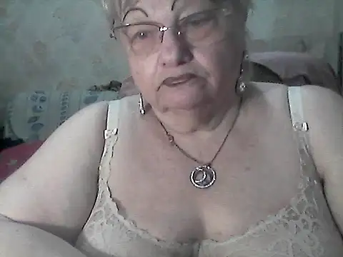 NatalieNorth online show from March 5, 10:50 pm