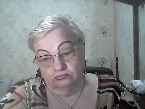 NatalieNorth online show from April 27, 6:28 pm