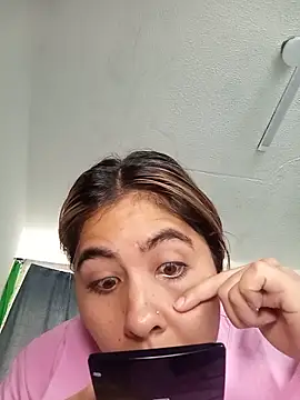 Snapshot of SUSY__06 chatting on May 28, 1:30 pm SUSY 06 online show from May 28, 1:30 pm