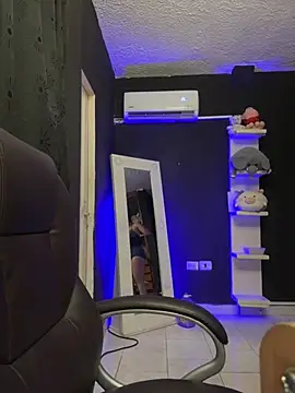 Snapshot of alhaana_ chatting on July 5, 11:56 pm alhaana online show from July 5, 11:56 pm
