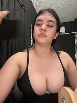 Snapshot of alhaana_ chatting on July 27, 11:01 pm alhaana online show from July 27, 11:01 pm