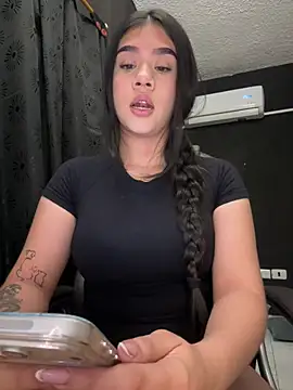 Snapshot of alhaana_ chatting on August 2, 11:03 pm alhaana online show from August 2, 11:03 pm