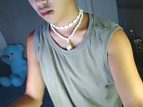 Snapshot of xblack_clover chatting on November 17, 4:57 pm xblack clover online show from November 17, 4:57 pm