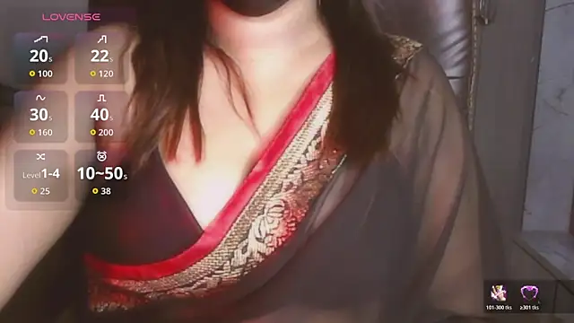 Snapshot of darling_devil chatting on April 30, 1:01 am darling devil online show from April 30, 1:01 am