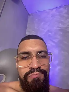 vincentjaxon online show from May 4, 7:43 pm