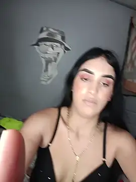 Snapshot of Bigtiti01 chatting on May 23, 1:55 am Bigtiti01 online show from May 23, 1:55 am