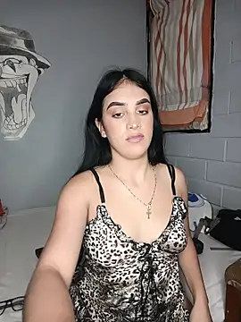 Snapshot of Bigtiti01 chatting on June 14, 7:38 pm Bigtiti01 online show from June 14, 7:38 pm