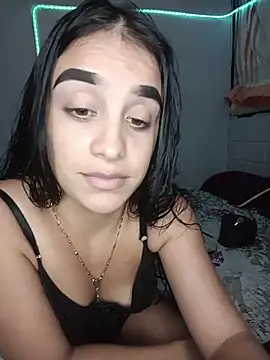 Snapshot of Bigtiti01 chatting on August 3, 10:35 pm Bigtiti01 online show from August 3, 10:35 pm