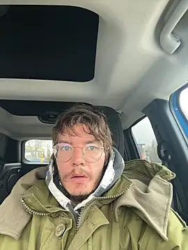 Hungboxer69 online show from October 31, 9:05 pm