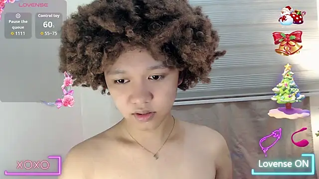 Snapshot of 9INCHESHARDCOCK chatting on December 2, 5:24 am 9INCHESHARDCOCK online show from December 2, 5:24 am