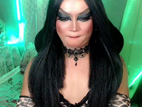 xxXMissCessXxx online show from June 15, 3:47 pm