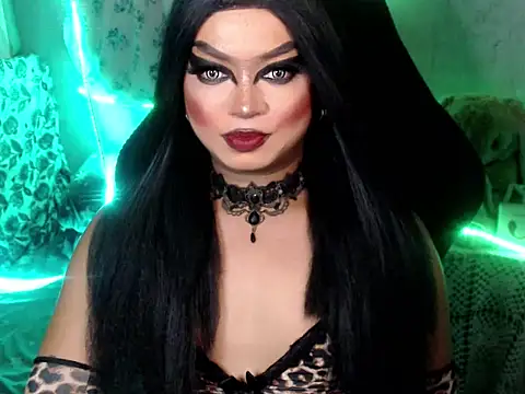 xxXMissCessXxx online show from July 18, 7:50 pm