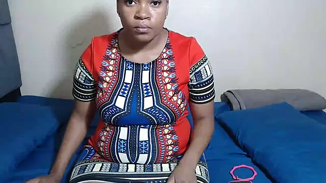 Snapshot of AfricanPopi chatting on October 24, 7:54 pm AfricanPopi online show from October 24, 7:54 pm