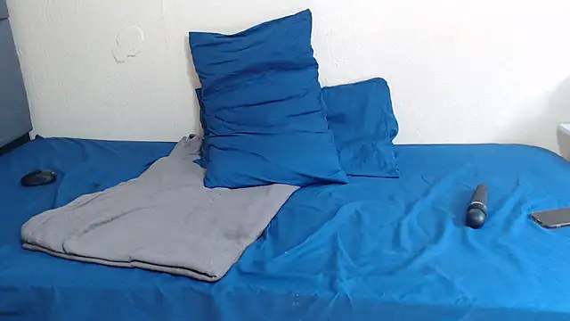 Snapshot of AfricanPopi chatting on November 23, 6:02 am AfricanPopi online show from November 23, 6:02 am