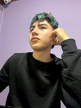 AlexanderCollman online show from November 6, 9:15 pm