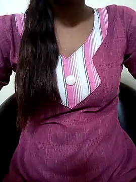 Snapshot of Alia-00 chatting on September 18, 4:36 am Alia-00 online show from September 18, 4:36 am