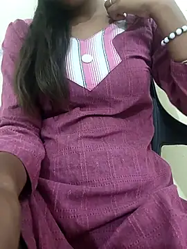 Snapshot of Alia-00 chatting on September 24, 4:05 am Alia-00 online show from September 24, 4:05 am