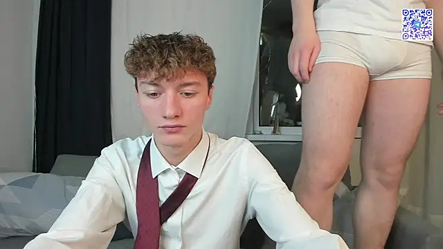 Kevin Young Cat online show from December 15, 7:40 pm