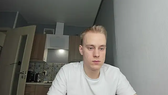 Kevin Young Cat online show from December 17, 9:10 pm