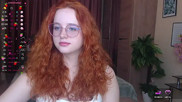 LunaSweet18 online show from October 9, 11:30 am