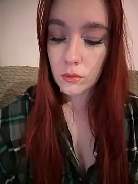 Snapshot of Sweet_lollipop25 chatting on May 8, 8:36 pm Sweet lollipop25 online show from May 8, 8:36 pm