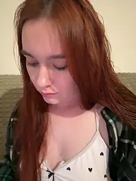 Snapshot of Sweet_lollipop25 chatting on June 19, 8:56 pm Sweet lollipop25 online show from June 19, 8:56 pm