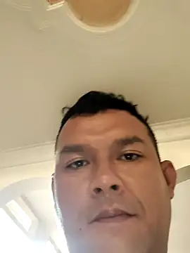 Snapshot of ZChacon123 chatting on November 4, 12:04 pm ZChacon123 online show from November 4, 12:04 pm