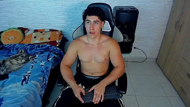 Snapshot of jep_play99 chatting on April 7, 4:57 am jep play99 online show from April 7, 4:57 am