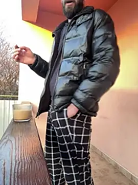 Michel huge online show from March 18, 4:48 am