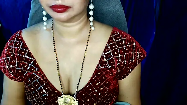 QUEEN SAKHI- online show from April 29, 5:41 pm