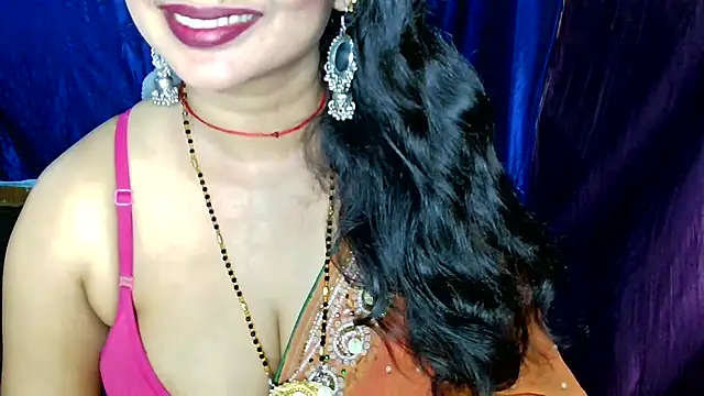 Snapshot of QUEEN_SAKHI- chatting on June 10, 9:08 am QUEEN SAKHI- online show from June 10, 9:08 am
