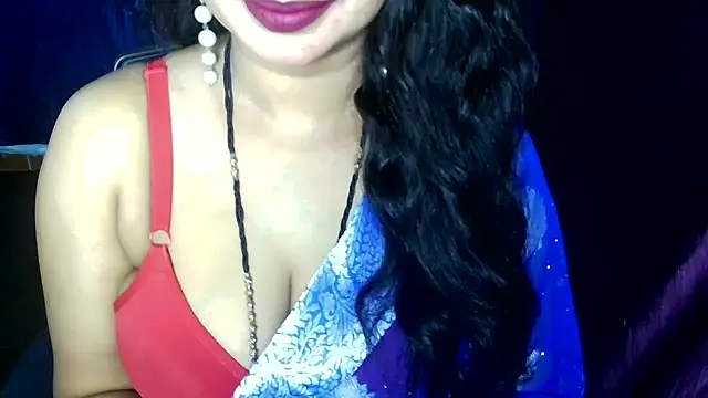 Snapshot of QUEEN_SAKHI- chatting on July 22, 7:00 am QUEEN SAKHI- online show from July 22, 7:00 am