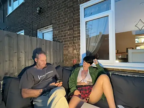 Snapshot of backdoorgalore4you chatting on July 16, 8:48 pm backdoorgalore4you online show from July 16, 8:48 pm