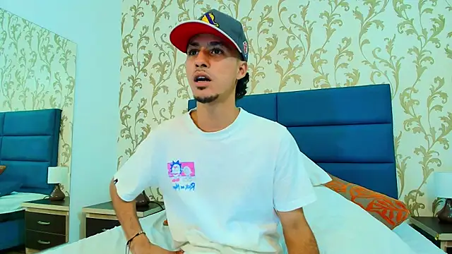 Marcus Jeron online show from November 24, 9:03 pm