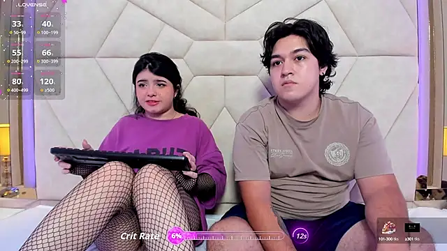 EmilyANDrew  online show from October 6, 4:43 am