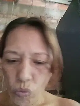 Snapshot of marinita13 chatting on May 22, 3:06 pm marinita13 online show from May 22, 3:06 pm